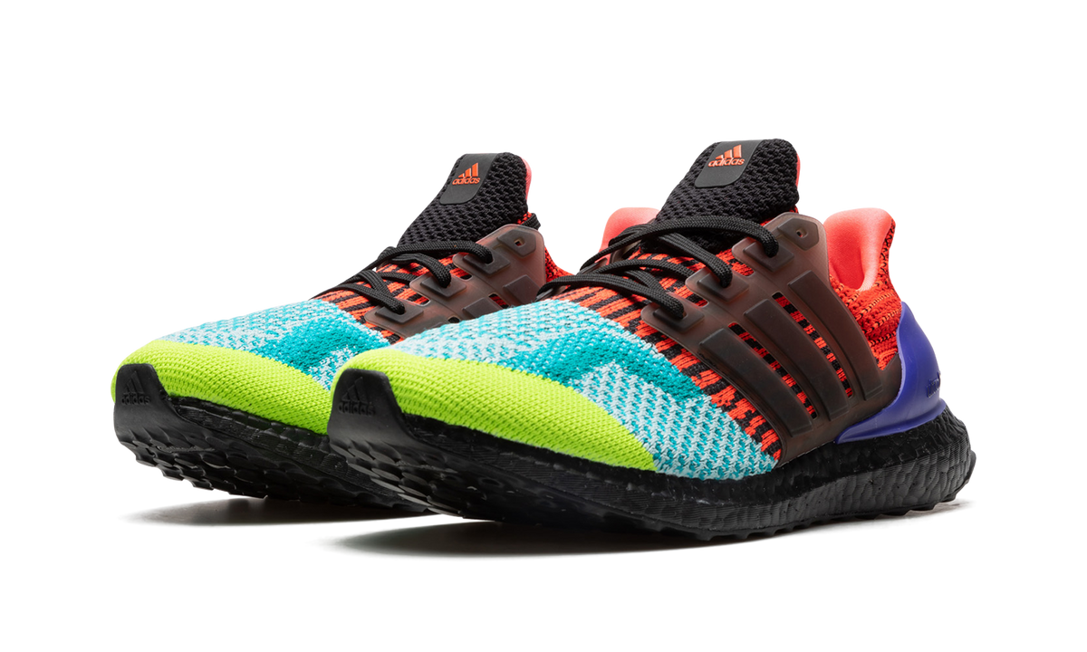 Ultraboost DNA "What The" EG5923