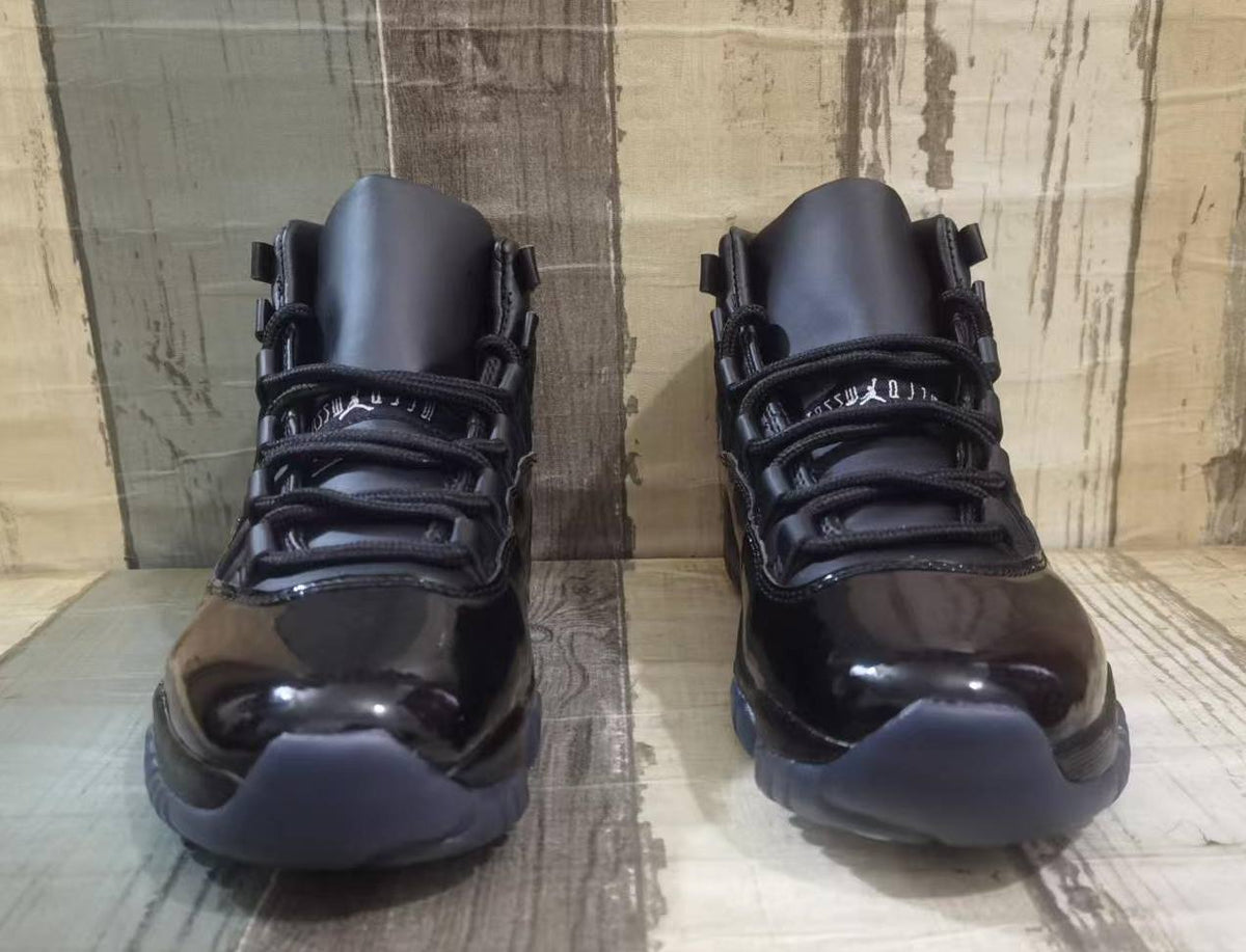 Air Jordan 11 Retro x Comme des Garçons Homme Plus 'Black'