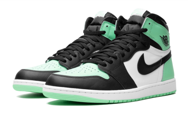 Air Jordan 1 Retro High OG 'Green Glow' - DZ5485-130