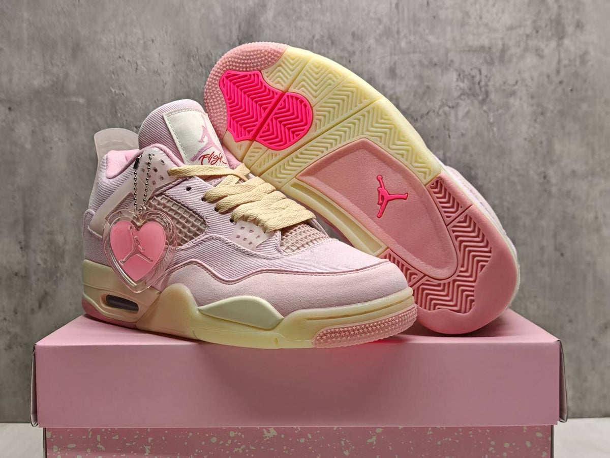 Air Jordan 4 Retro 'Pearl Pink and Iced Carmine'（Women's)
