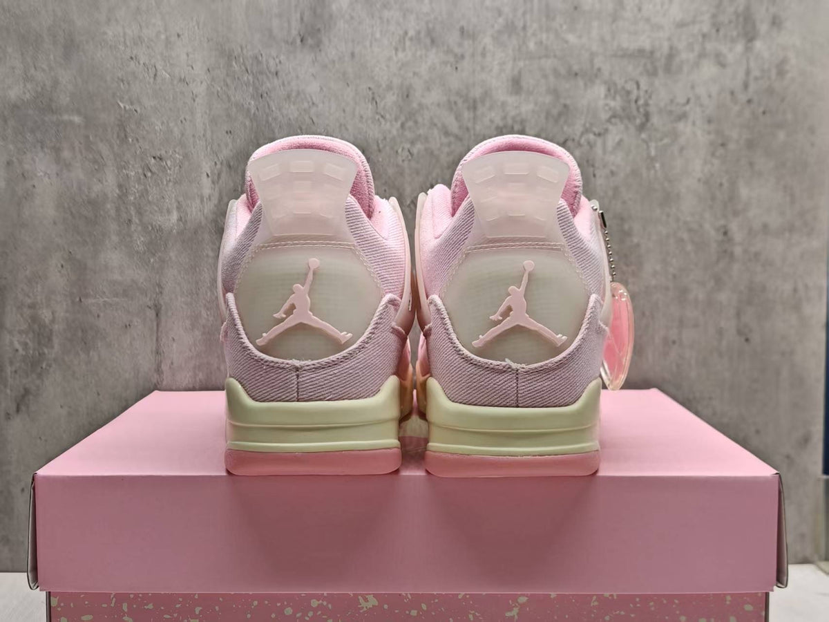 Air Jordan 4 Retro 'Pearl Pink and Iced Carmine'（Women's)